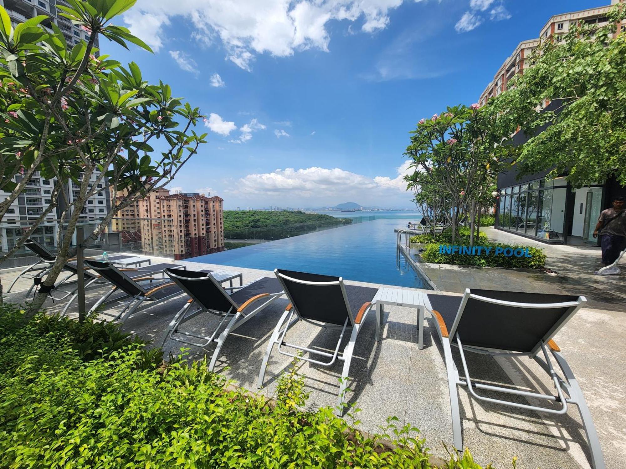 Urban Suites - Penang 日落洞 外观 照片